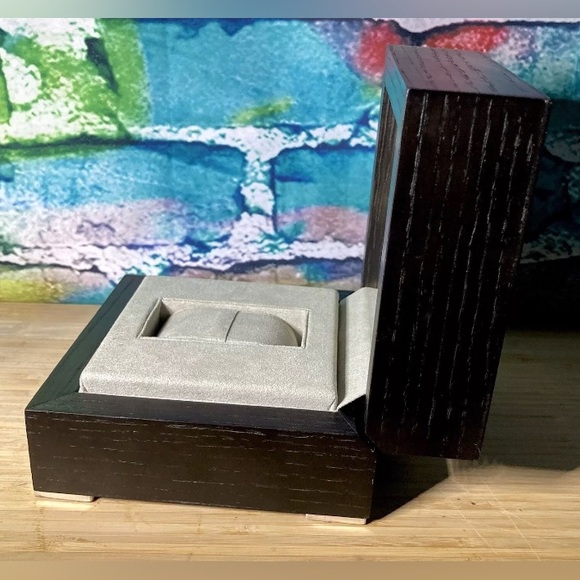 Piano Lacquer Zodiac Display Watch Box Storage Case Rare Find - Picture 10 of 15